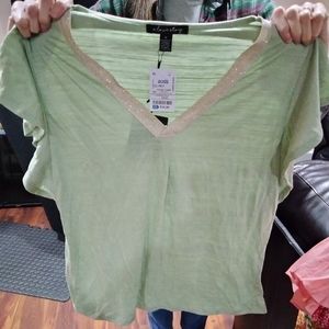 Brand New Green Top 💚